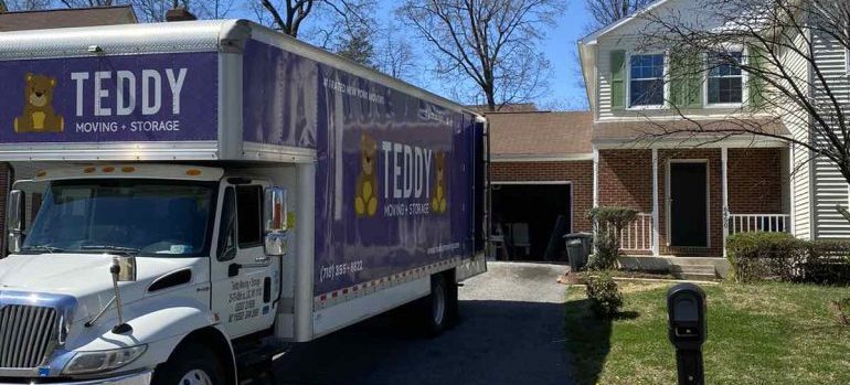moving truck on the front loan