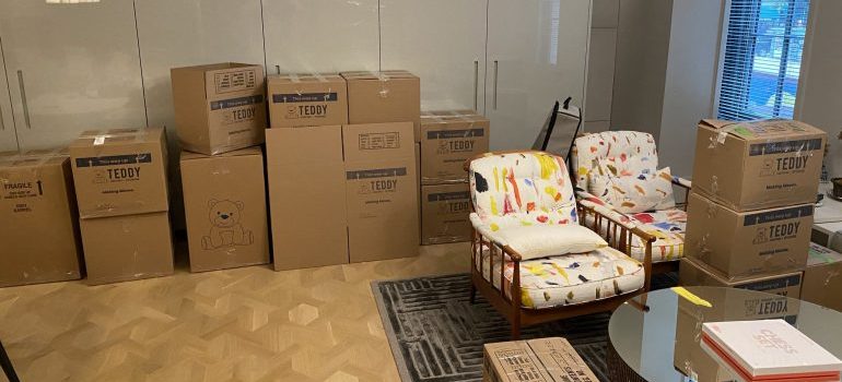 room ready to be relocated by Long Island City movers